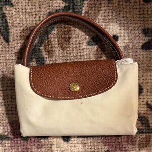White mini Longchamp